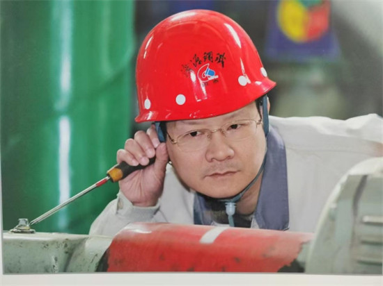 （官網、公眾號）濟源鋼鐵王洪杰榮獲“全國勞動模范”稱號303.jpg